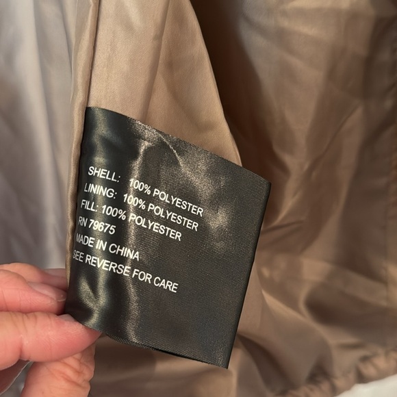 Women’s TOWER by London Fog TRUFFLE Hooded Quilted Puffer Coat Jacket size Large - Picture 13 of 16